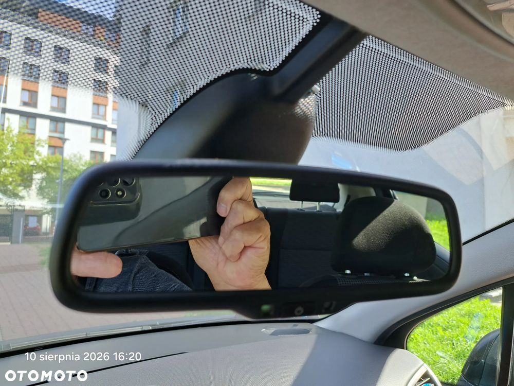 Peugeot 207 1.6 HDi 16V Trendy - 10