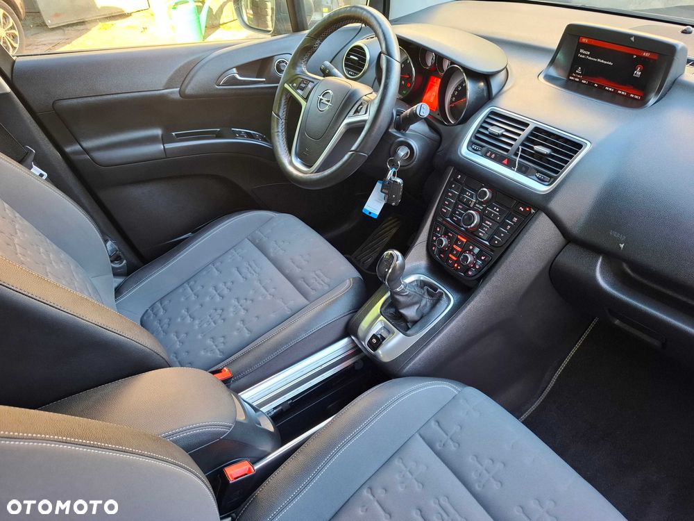 Opel Meriva - 8