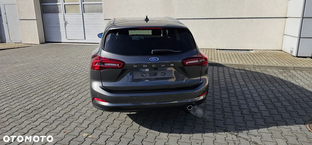 Ford Focus 1.0 EcoBoost mHEV Titanium - 22