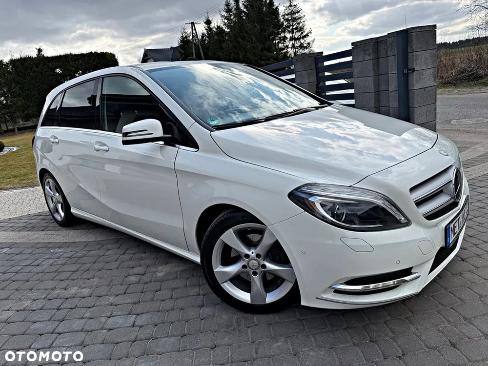Mercedes-Benz Klasa B 200 BlueEFFICIENCY Edition 1 - 8