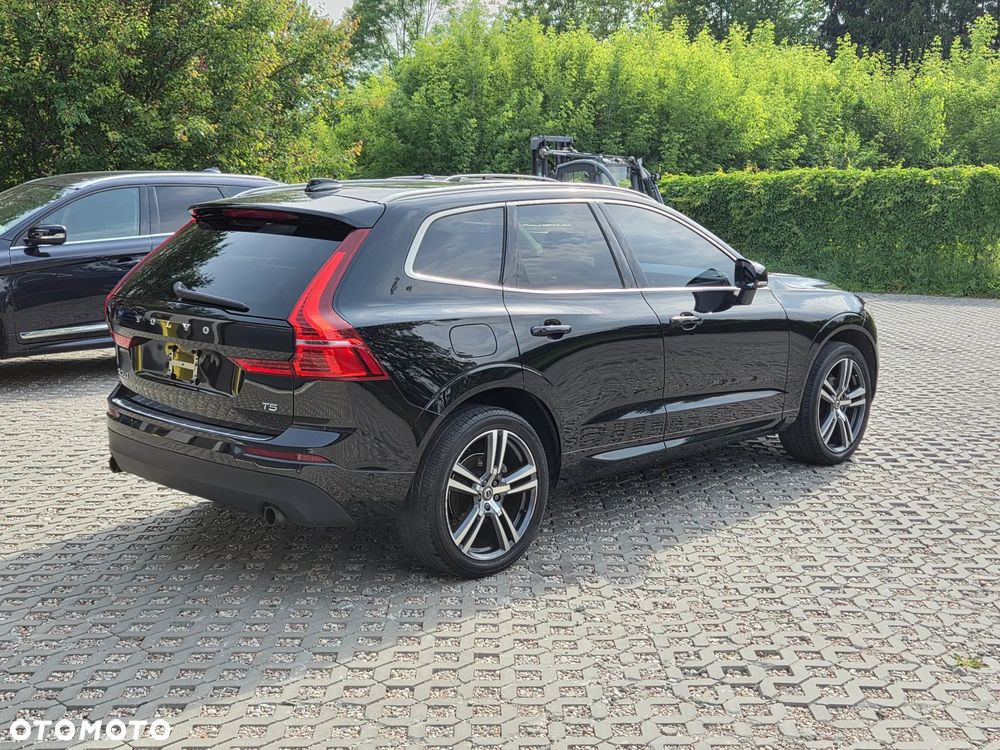 Volvo XC 60 T5 Geartronic Momentum - 3