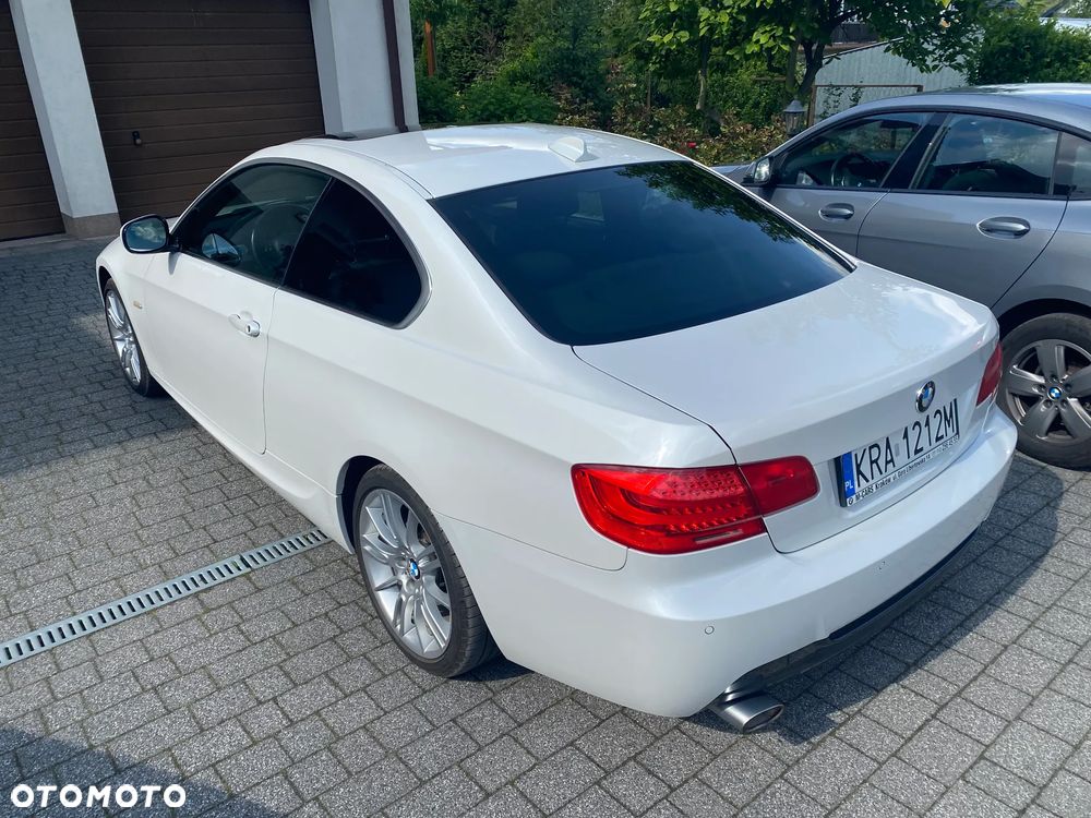 BMW Seria 3 320d xDrive - 4