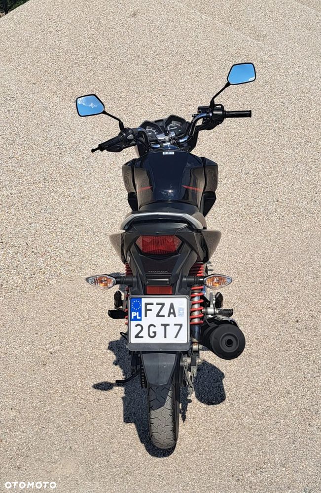 Honda CB - 2