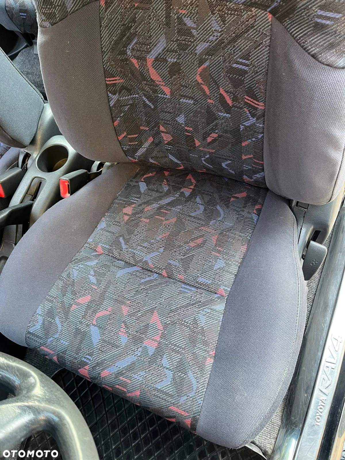 Toyota RAV4 2.0 VVT-i 4x4 - 6