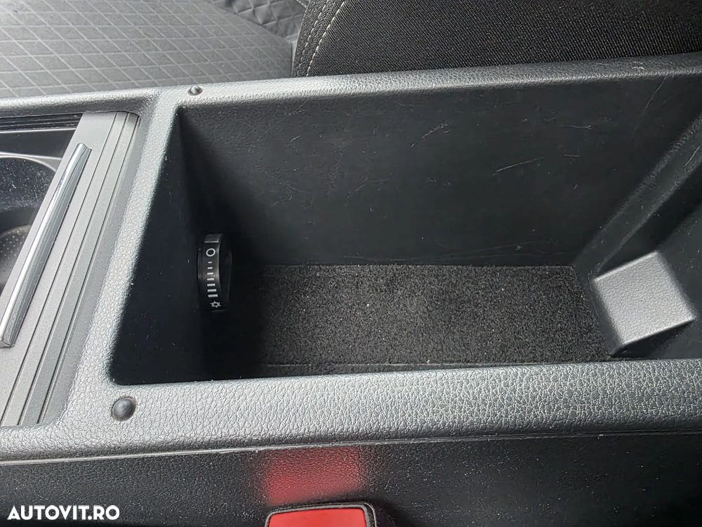 Skoda Superb 2.0 TDI DSG Premium Edition - 10