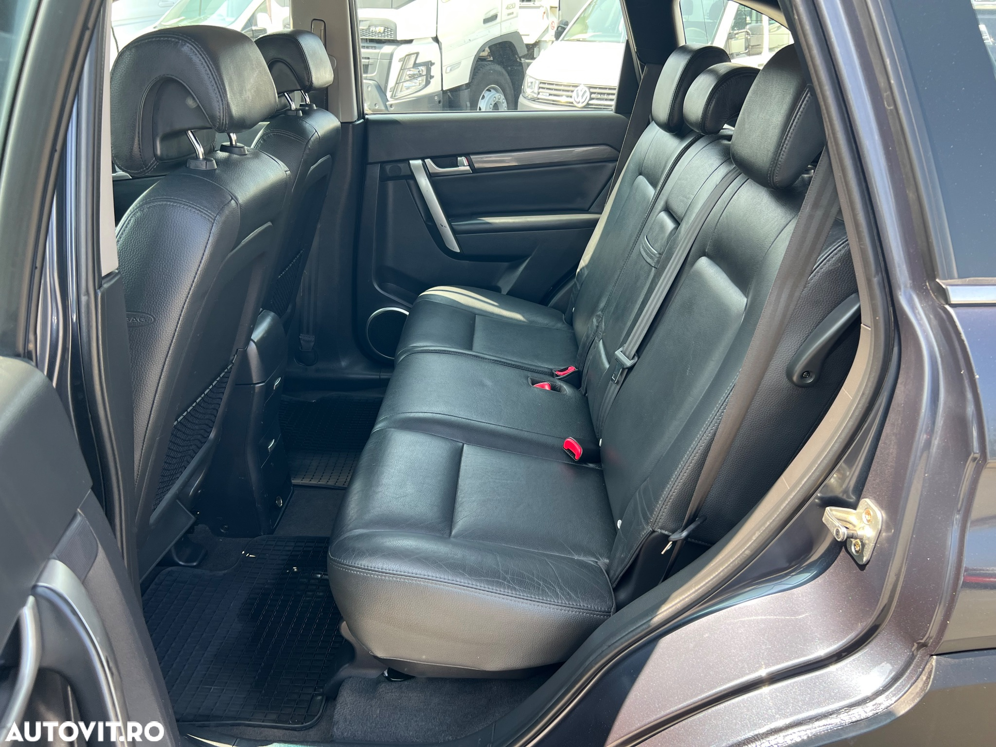 Chevrolet Captiva 2.0 4WD 7 Sitzer Automatik LT - 11