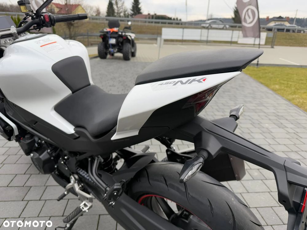 CFMoto 450NK - 10