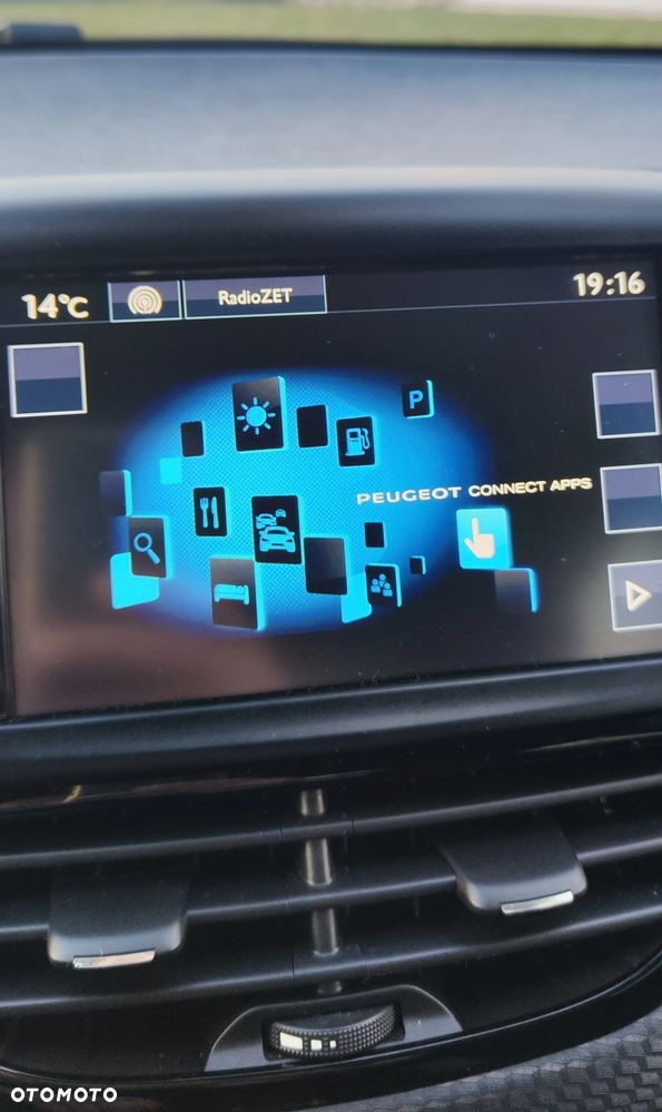 Peugeot 208 82 VTI Style - 18