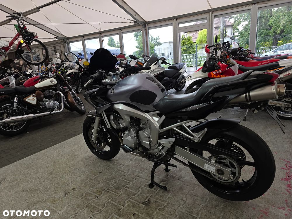 Yamaha FZ - 9