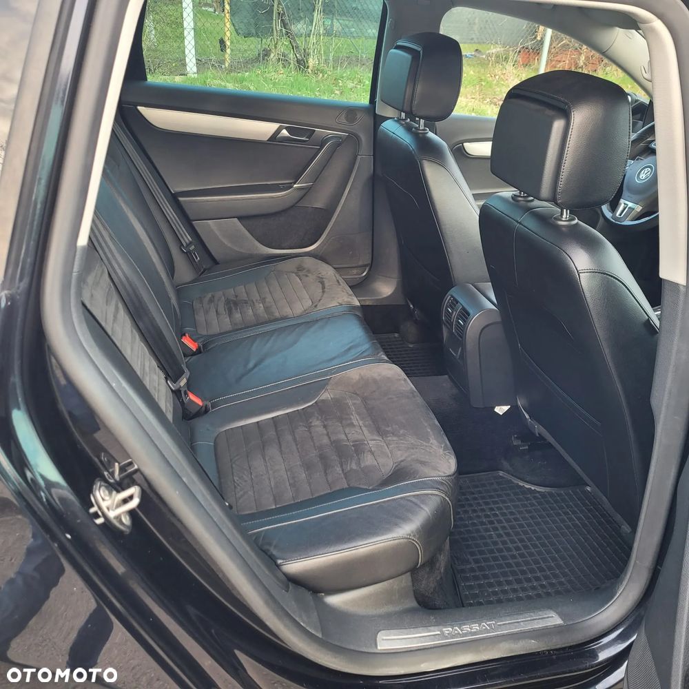 Volkswagen Passat 2.0 TDI 4Mot Highline DSG - 20