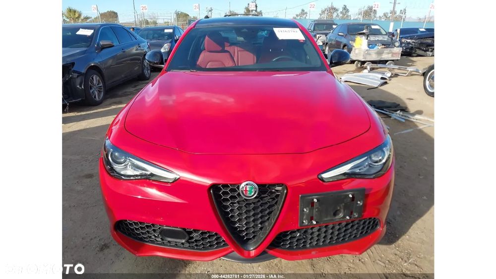 Alfa Romeo Giulia - 2