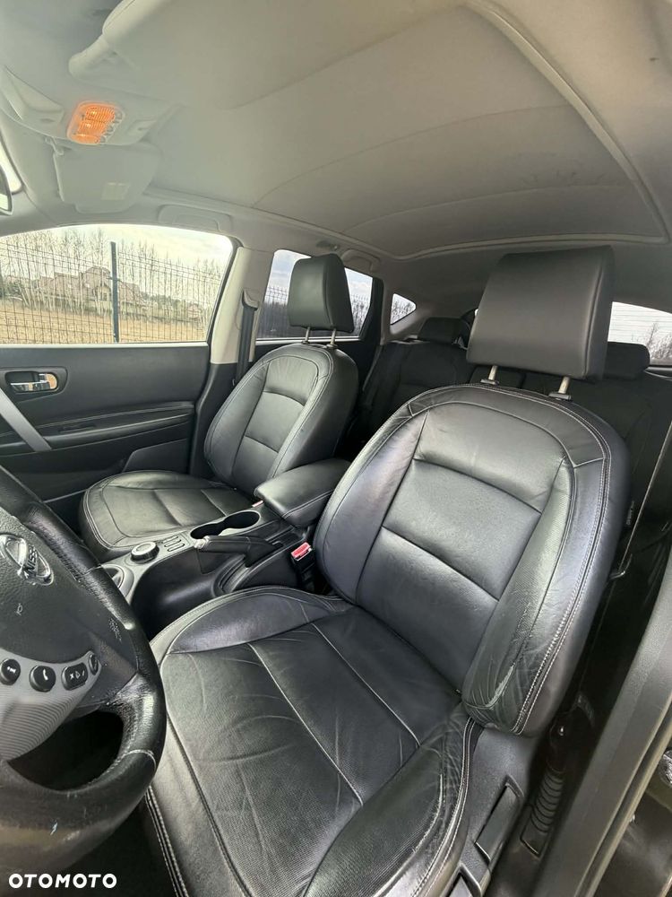 Nissan Qashqai 2.0 4x4 Tekna Premium - 12