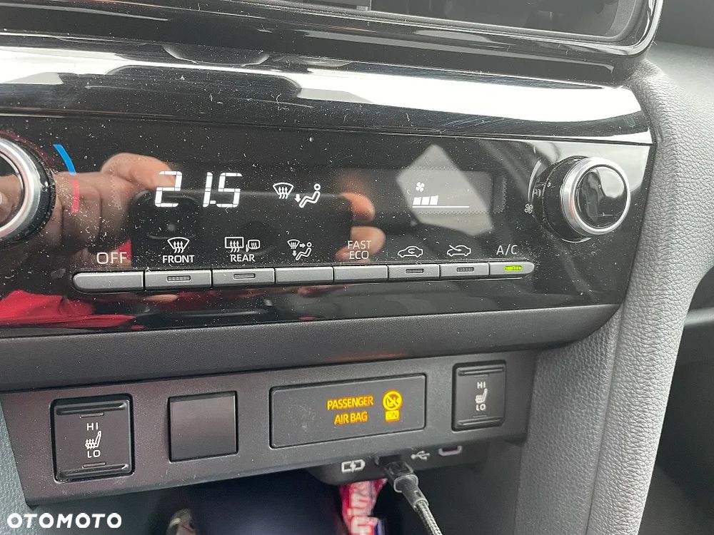 Toyota Yaris Cross - 16