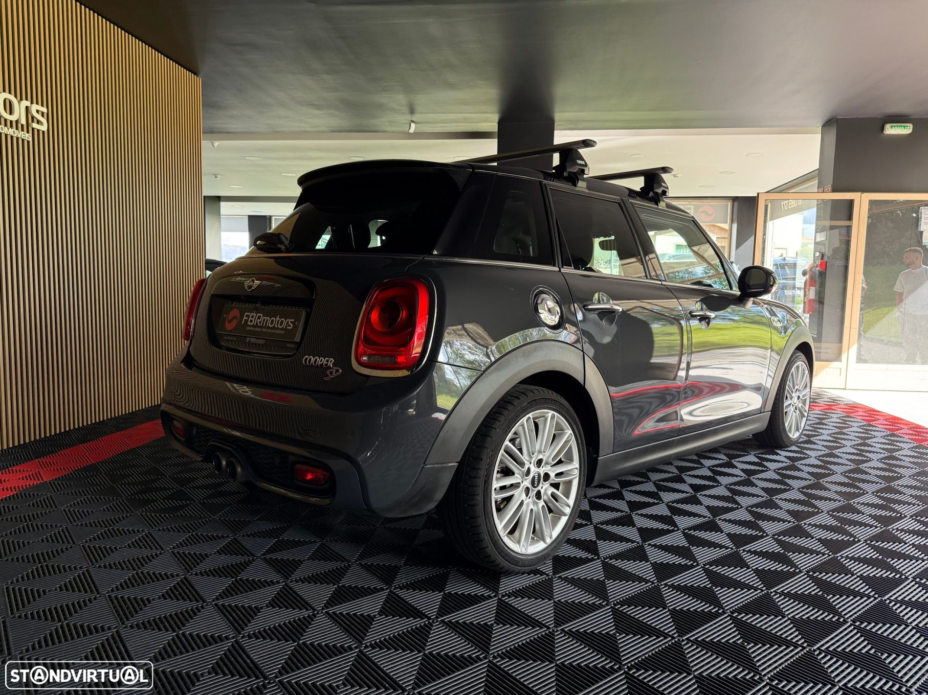 MINI 5 Portas Cooper SD - 10