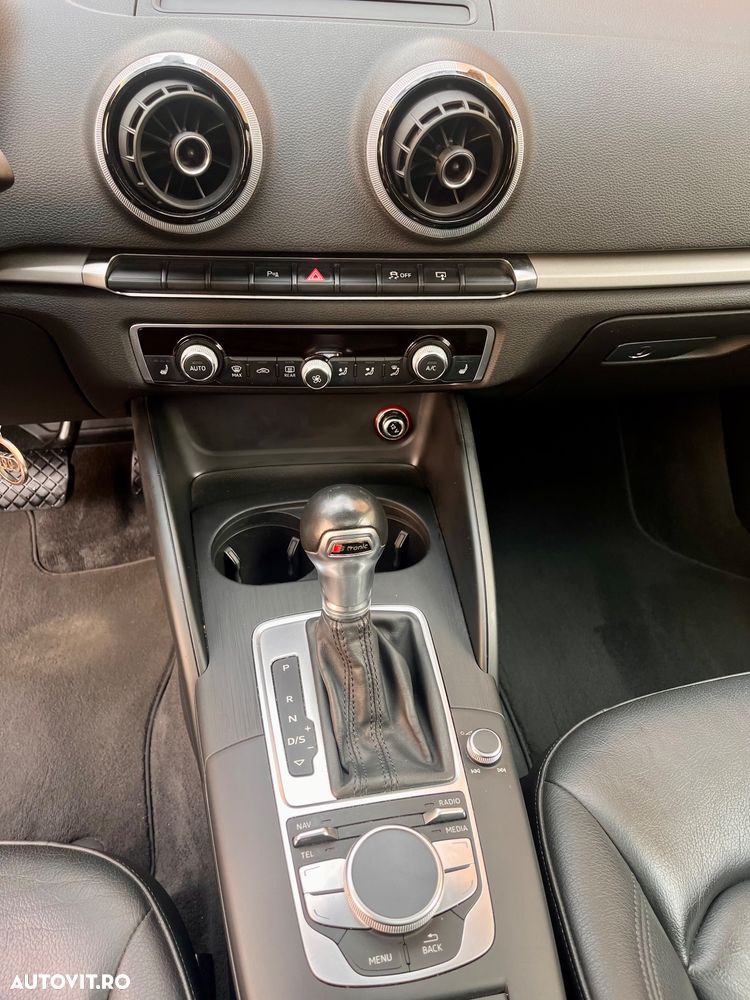 Audi A3 1.8 TFSI ack S tronic Ambiente - 17