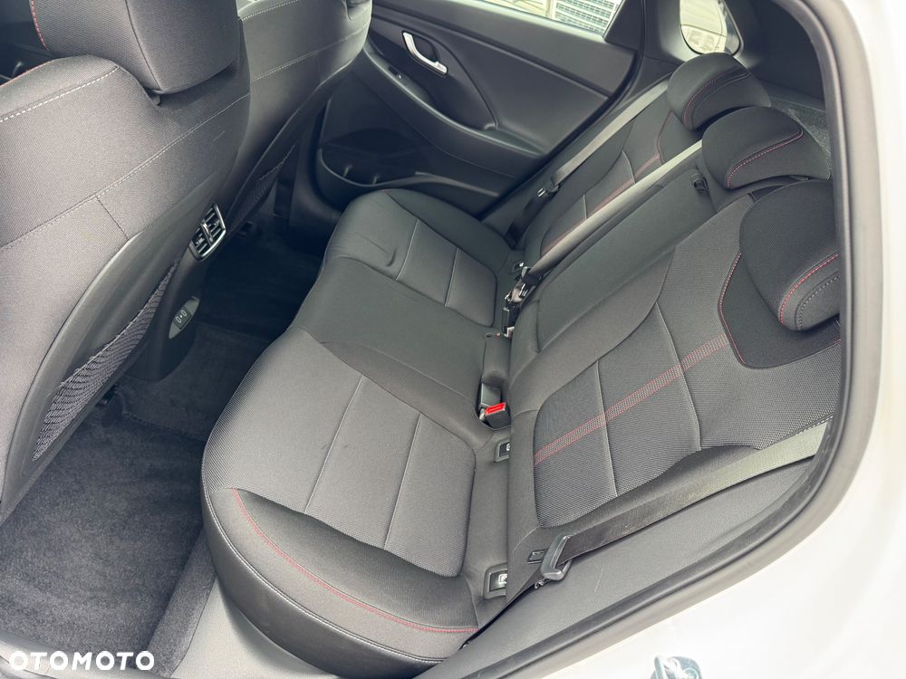 Hyundai i30 1.5 T-GDI 48V Modern DCT - 23