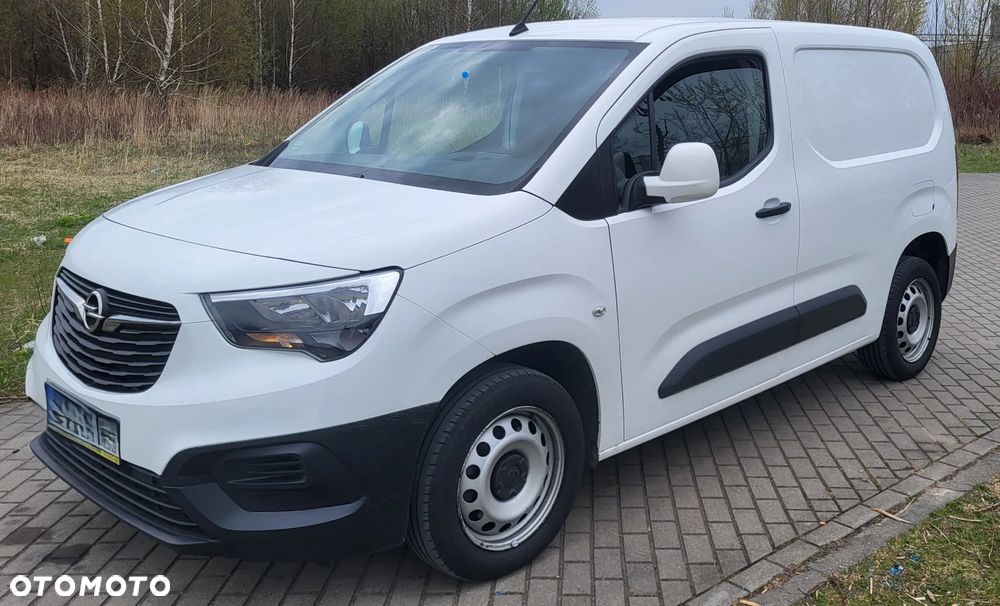 Opel COMBO - 1