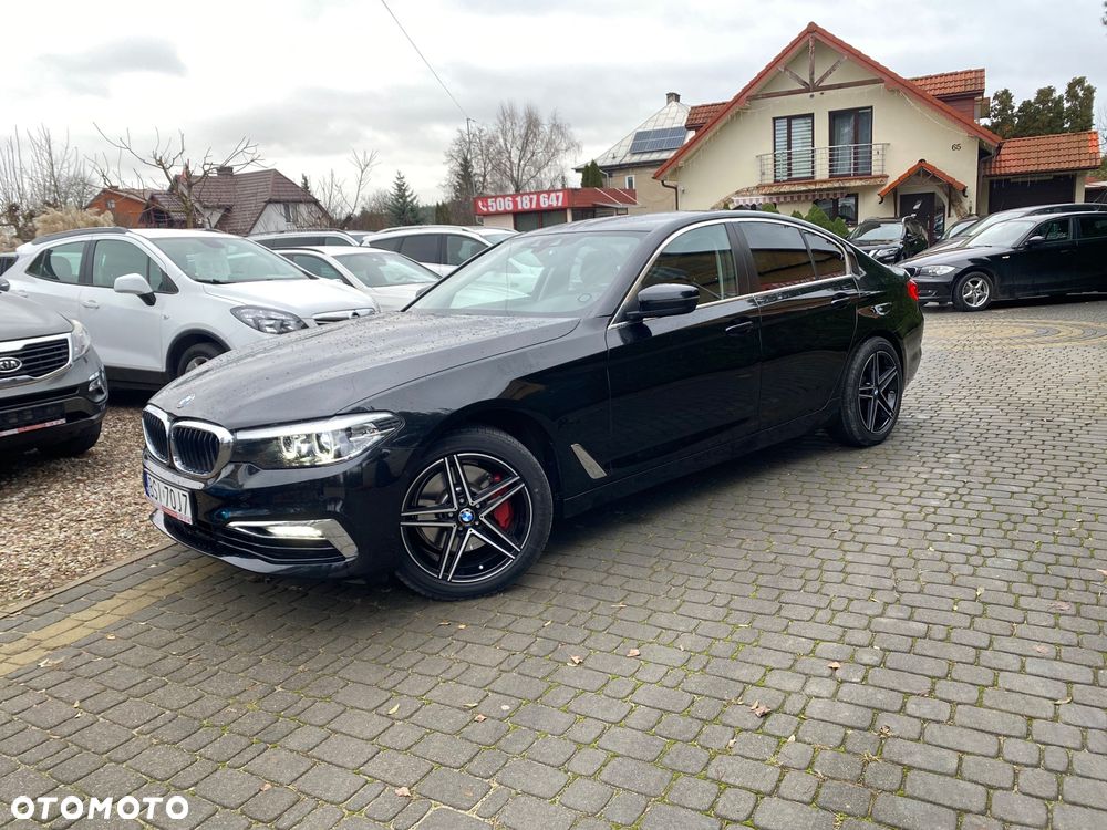 BMW Seria 5 530i Sport Line - 3