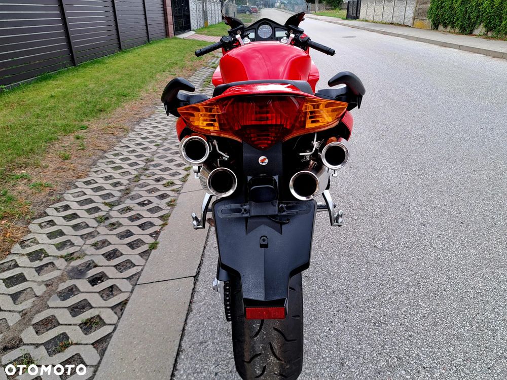 Honda VFR - 4