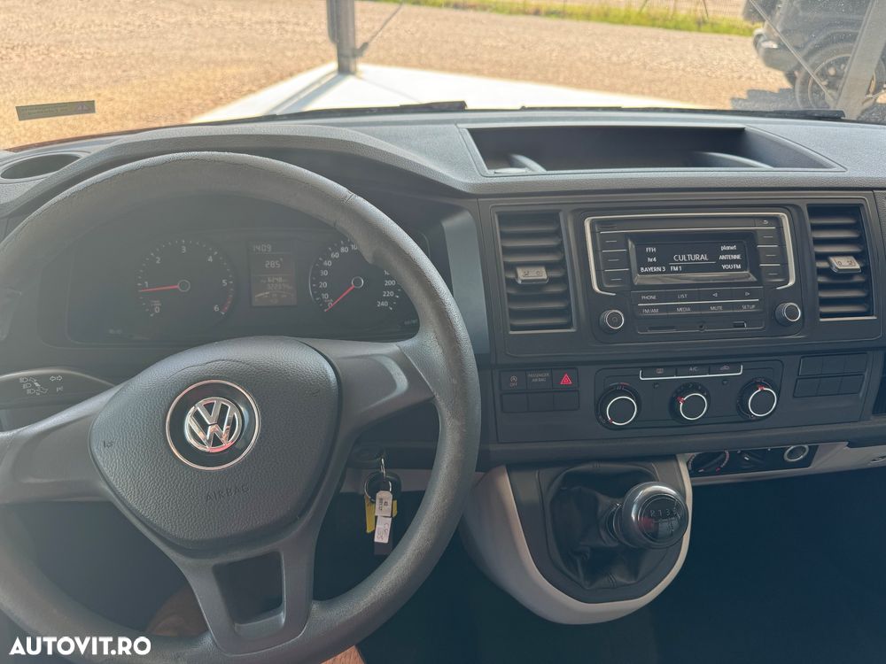 Volkswagen Transporter - 29