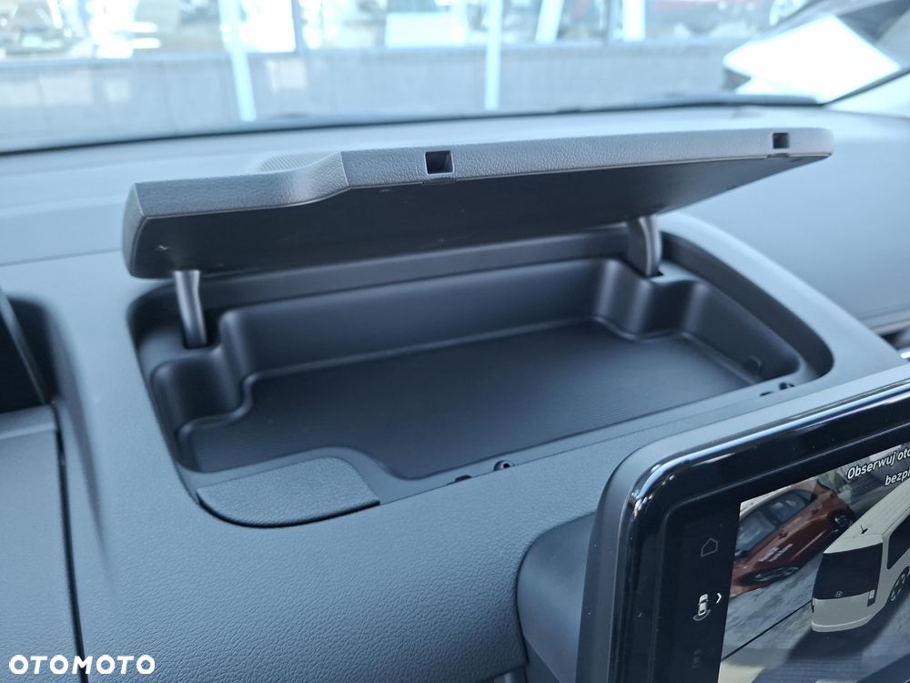 Hyundai Staria 1.6 T-GDI HEV Smart VIP - 22