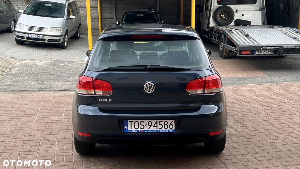 Volkswagen Golf 1.6 Comfortline - 16