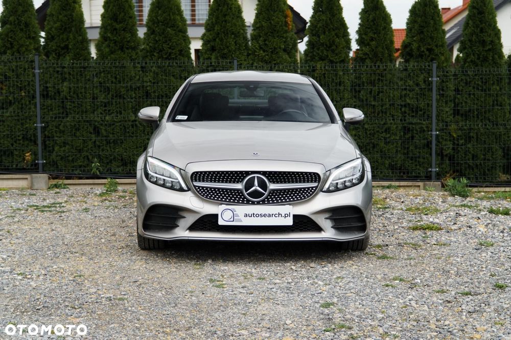 Mercedes-Benz Klasa C 300 9G-TRONIC - 3