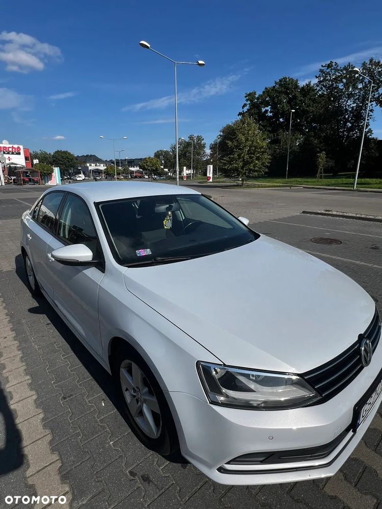 Volkswagen Jetta 2.0 TDI DPF BMT Comfortline - 3