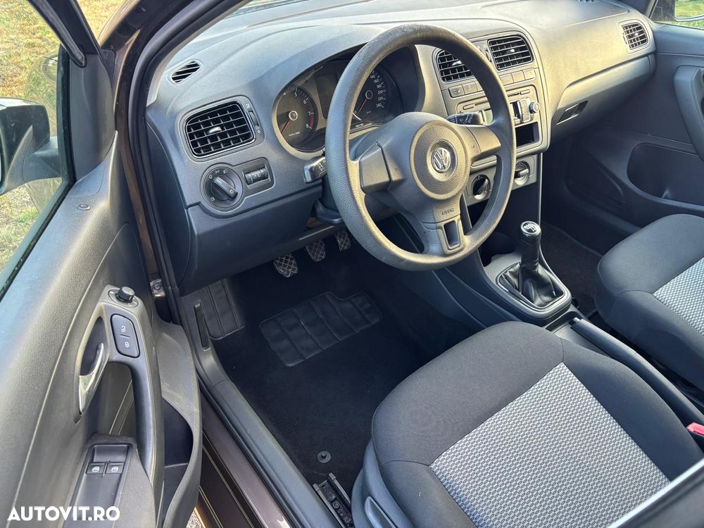 Volkswagen Polo - 10