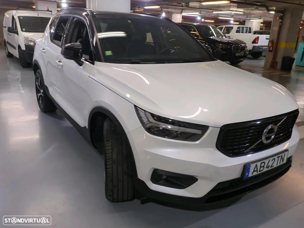 Volvo XC 40 1.5 T5 PHEV R-Design - 4