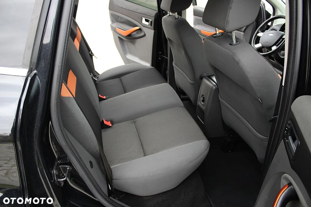 Ford Kuga 2.0 TDCi Titanium - 14