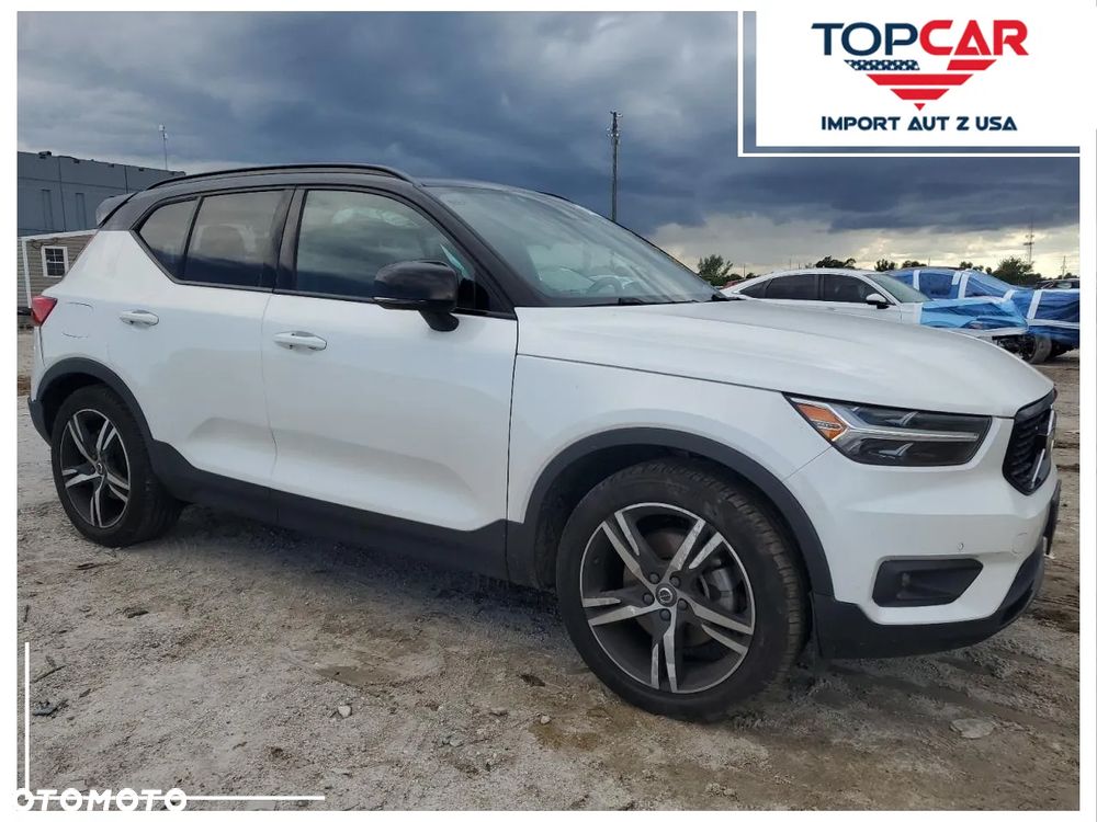 Volvo XC 40 T5 AWD R-Design - 1