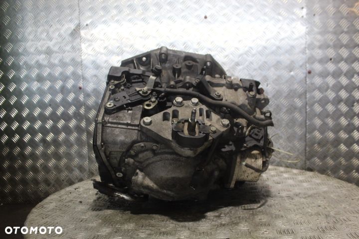 SKRZYNIA BIEGÓW AUTOMAT RENAULT LAGUNA III 2.0DCI - 3