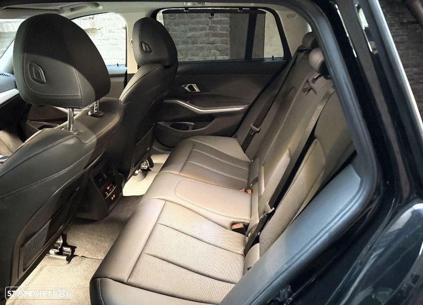 BMW 320 e Touring Auto - 8