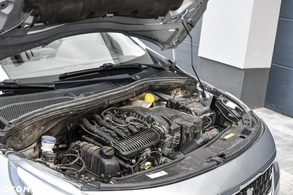 Peugeot 2008 1.2 Pure Tech Active - 19