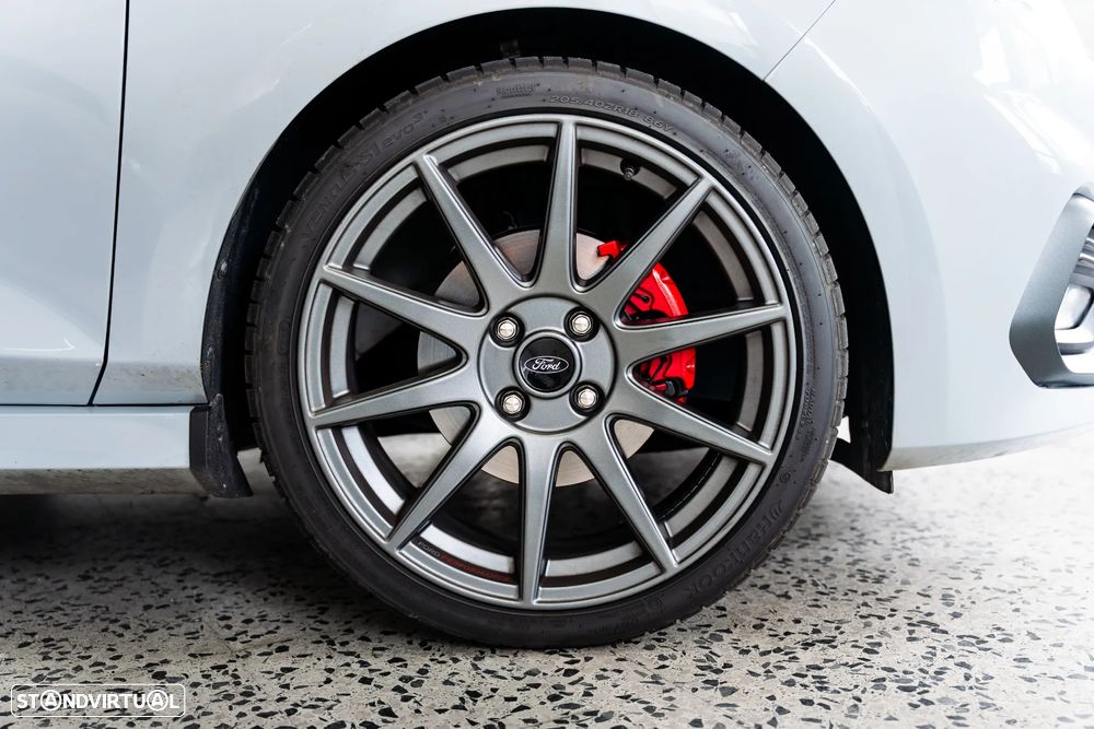 Ford Fiesta 1.5 EcoBoost ST - 24