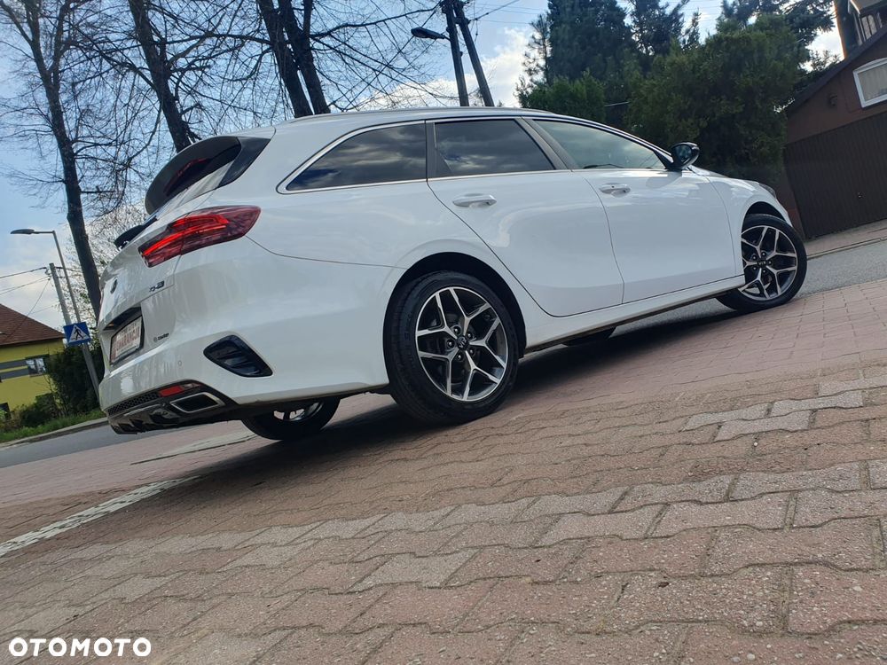 Kia Ceed 1.4 T-GDI OPF GT Line - 32