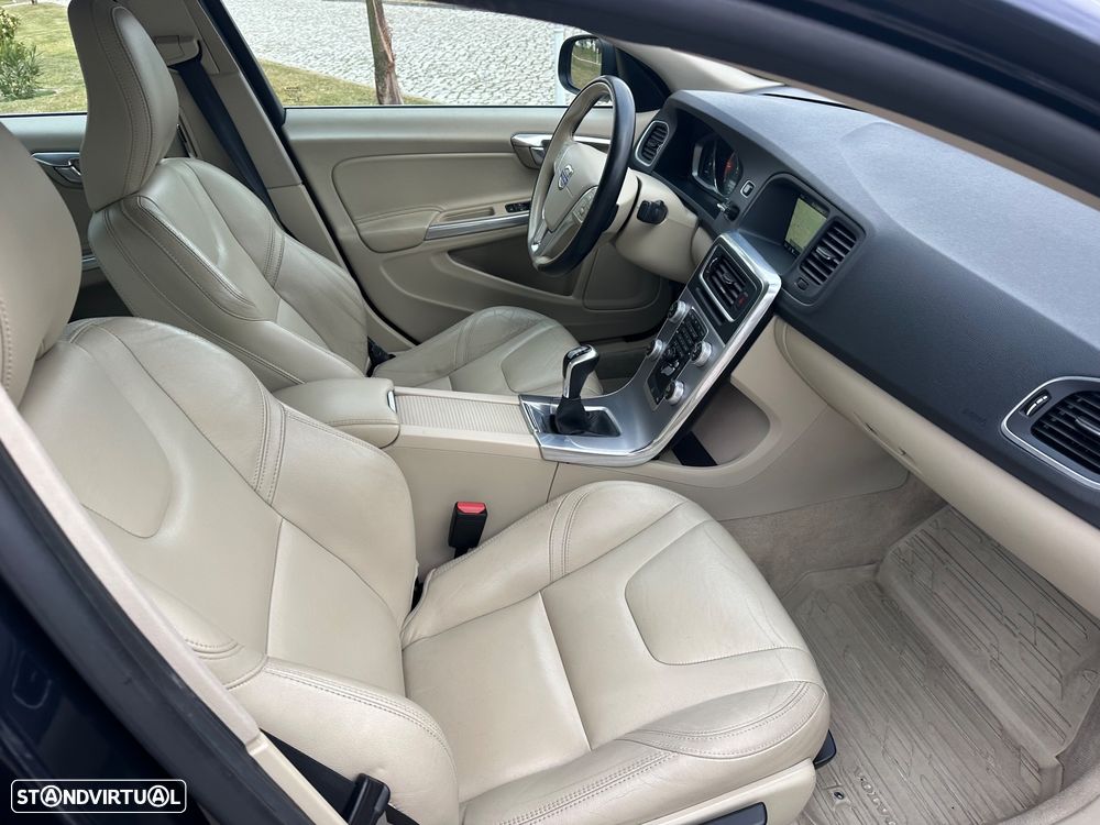 Volvo S60 2.0 D3 Summum - 39