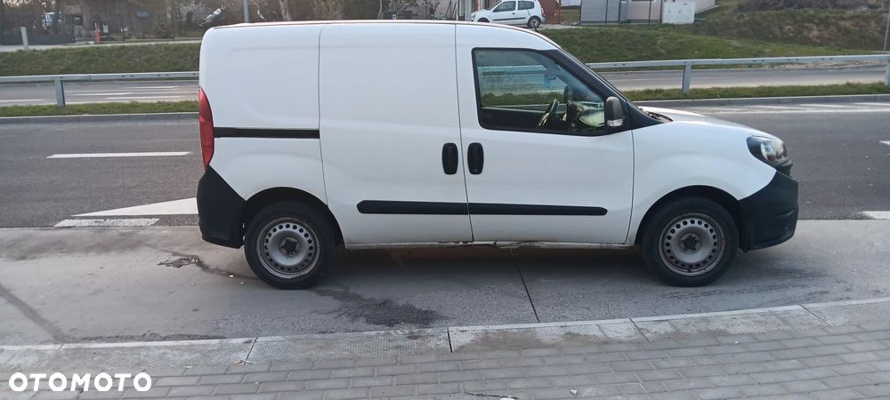 Fiat Doblo - 17