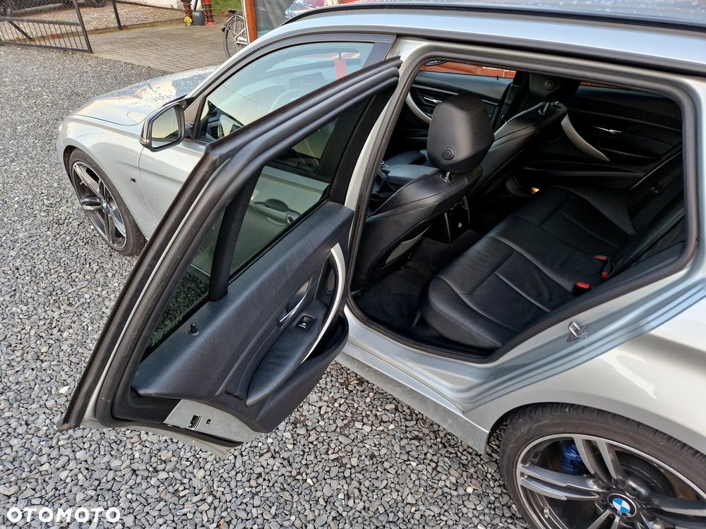 BMW Seria 3 - 24
