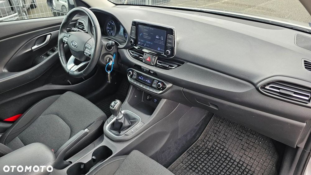 Hyundai i30 1.5 DPI Smart - 21