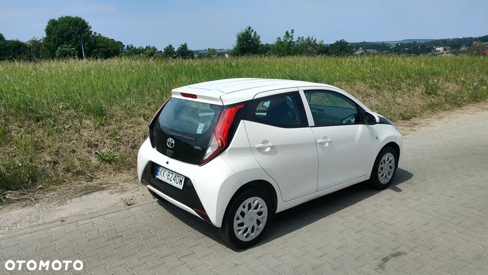 Toyota Aygo x-trend - 3
