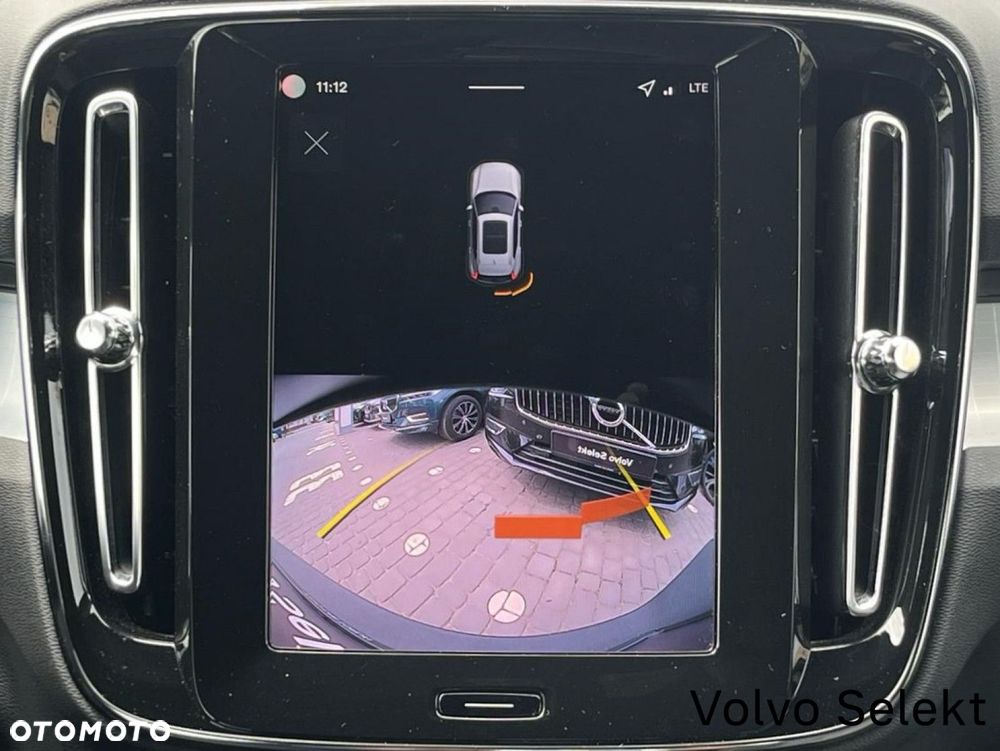 Volvo XC 40 - 25