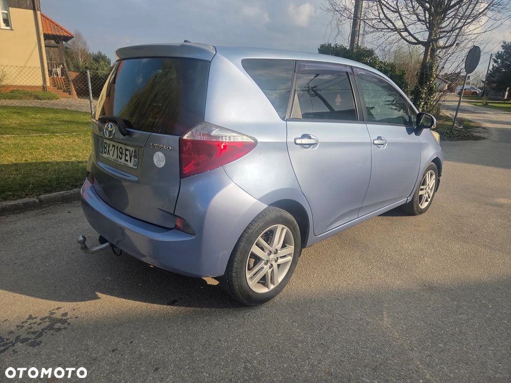 Toyota Yaris Verso 1.4 D-4D Sol - 7