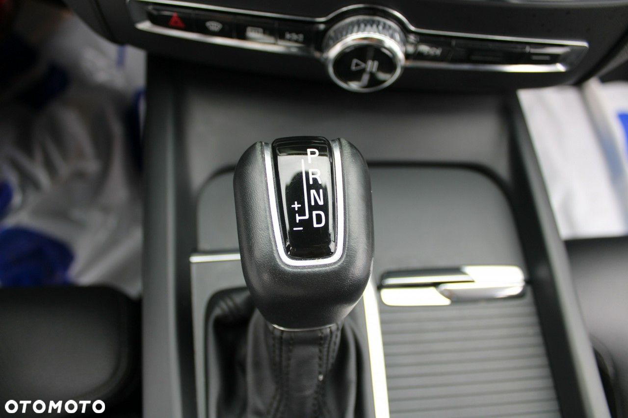 Volvo XC 60 - 28