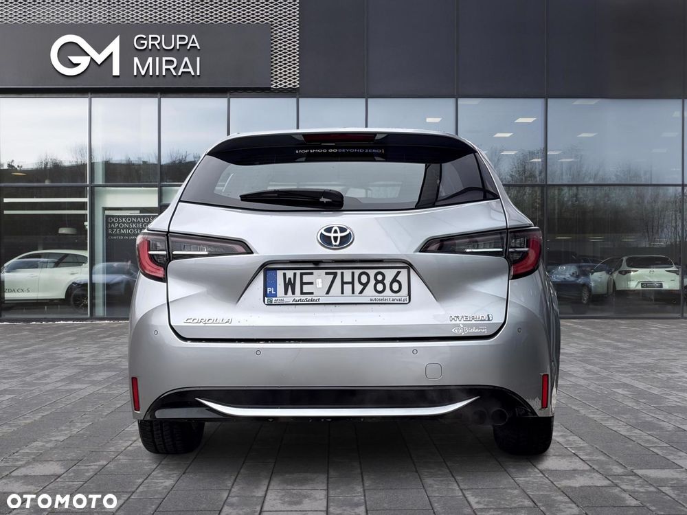 Toyota Corolla 2.0 Hybrid Comfort - 4