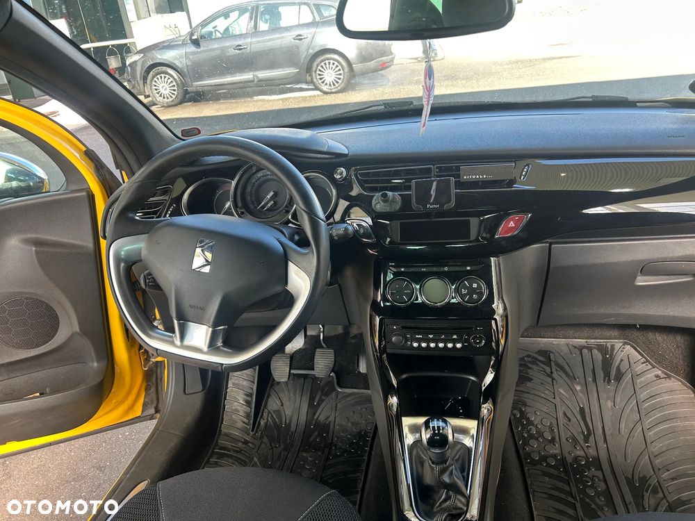 Citroën DS3 1.6 HDi SoChic - 6