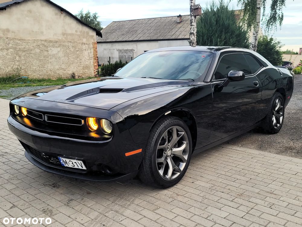 Dodge Challenger - 24