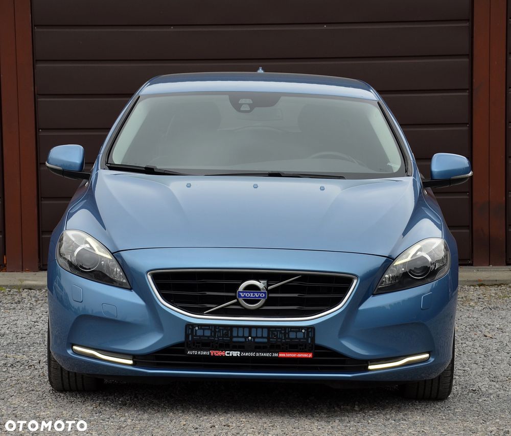 Volvo V40 T2 - 2