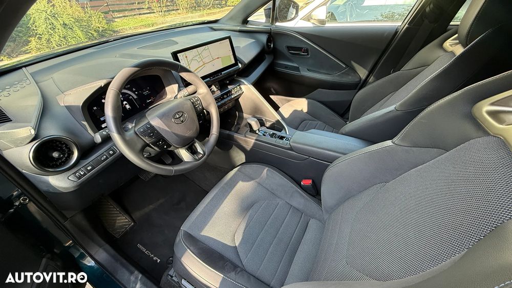 TOYOTA C-HR 2025 — imagine 11